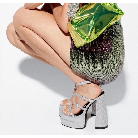 Brand New Nasty Gal Silver Platform Heels SZ 10 - Picture 4 of 9